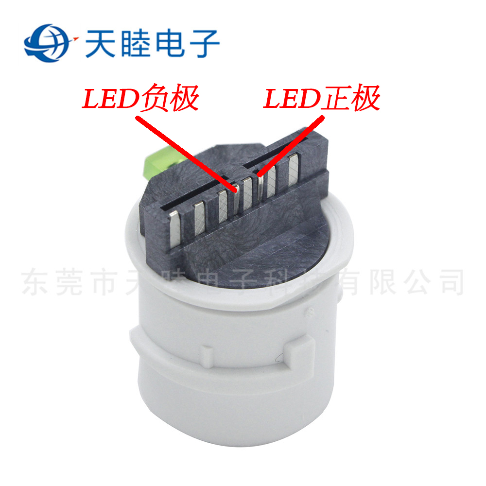 戶外RJ45 8P6C防水母座 LED正負(fù)極集成高清圖片